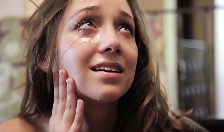 操了这可怜的小家伙的屁股