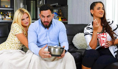 继兄妹俩业余时间舔舐和做爱