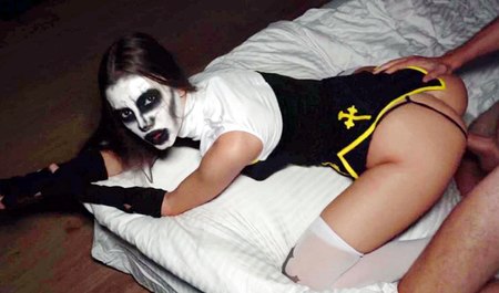 我妻子想在万圣节吓唬我，但一切都失败了