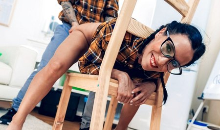 Nikki Fox 与好友用大屌做爱