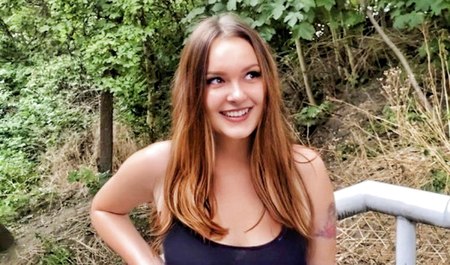 我在街上遇见了一个女孩，并在酒店里和她发生了性关系