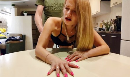 醉酒的女人不是男人的情妇——尤其是别人的情妇……