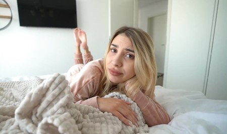 继妹珍妮·勒克斯坚持按摩并发生性关系