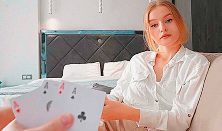 继兄一开始是个傻瓜，然后和红发美女戴安娜·赖德发生关系