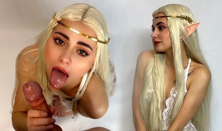 Боевой эльф и сосет по боевому...